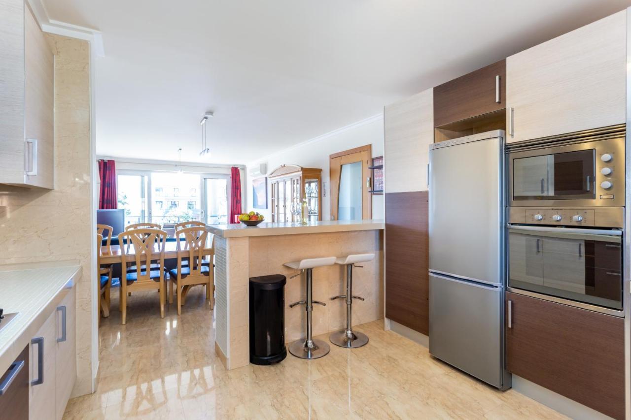 Mira Baia - Meia Praia Family Apartment Lagos Eksteriør billede